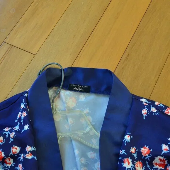 Morgan Lane x Fabfitfun Floral Robe Size S/M - Picture 2 of 10